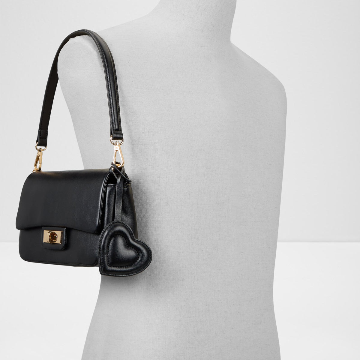 bbellapurse_black_001-002-029_alt3_sq_nt_1600x1600