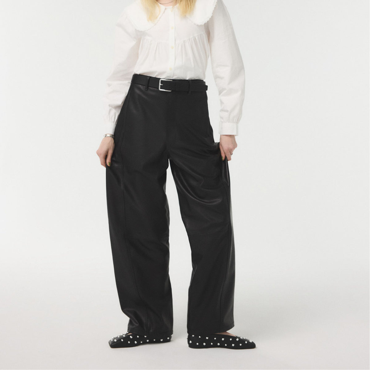 beralalden_black_001-001-043_look-full_sq_gy_2000x2000