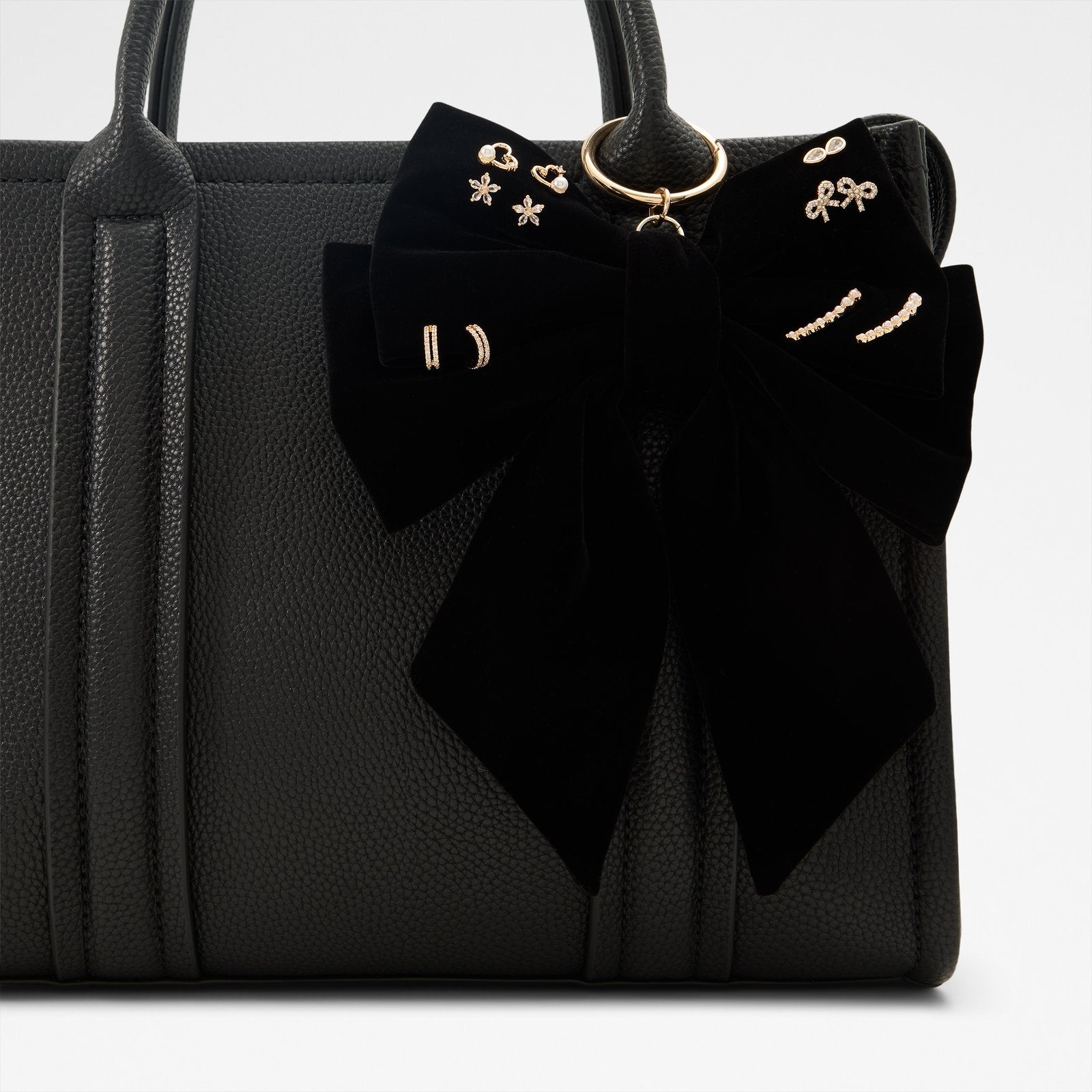 bowtique_black_001_alt2_sq_nt_1600x1600