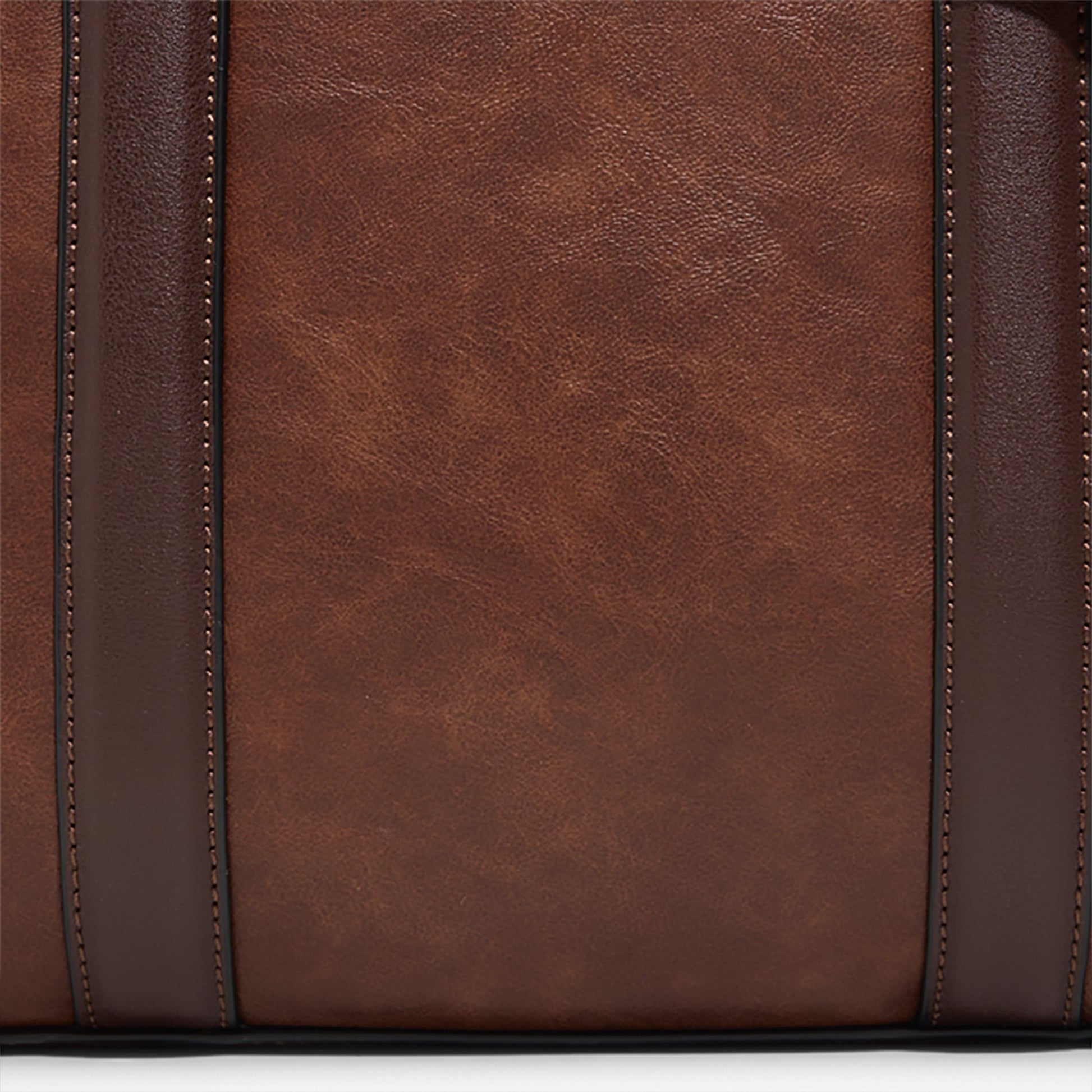 brugu_brown_238-002-029_detail_sq_nt_2018x2018