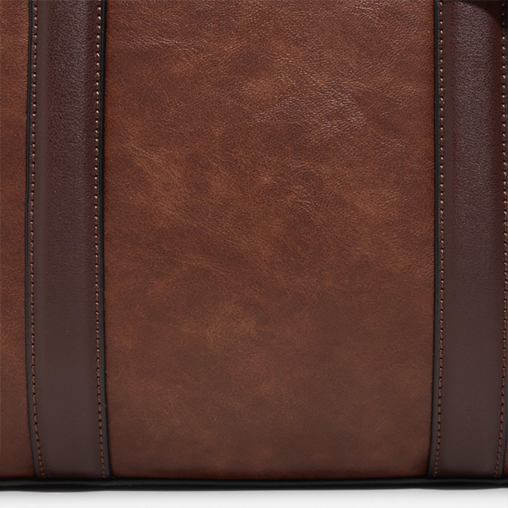 brugu_brown_238-002-029_detail_sq_nt_2018x2018