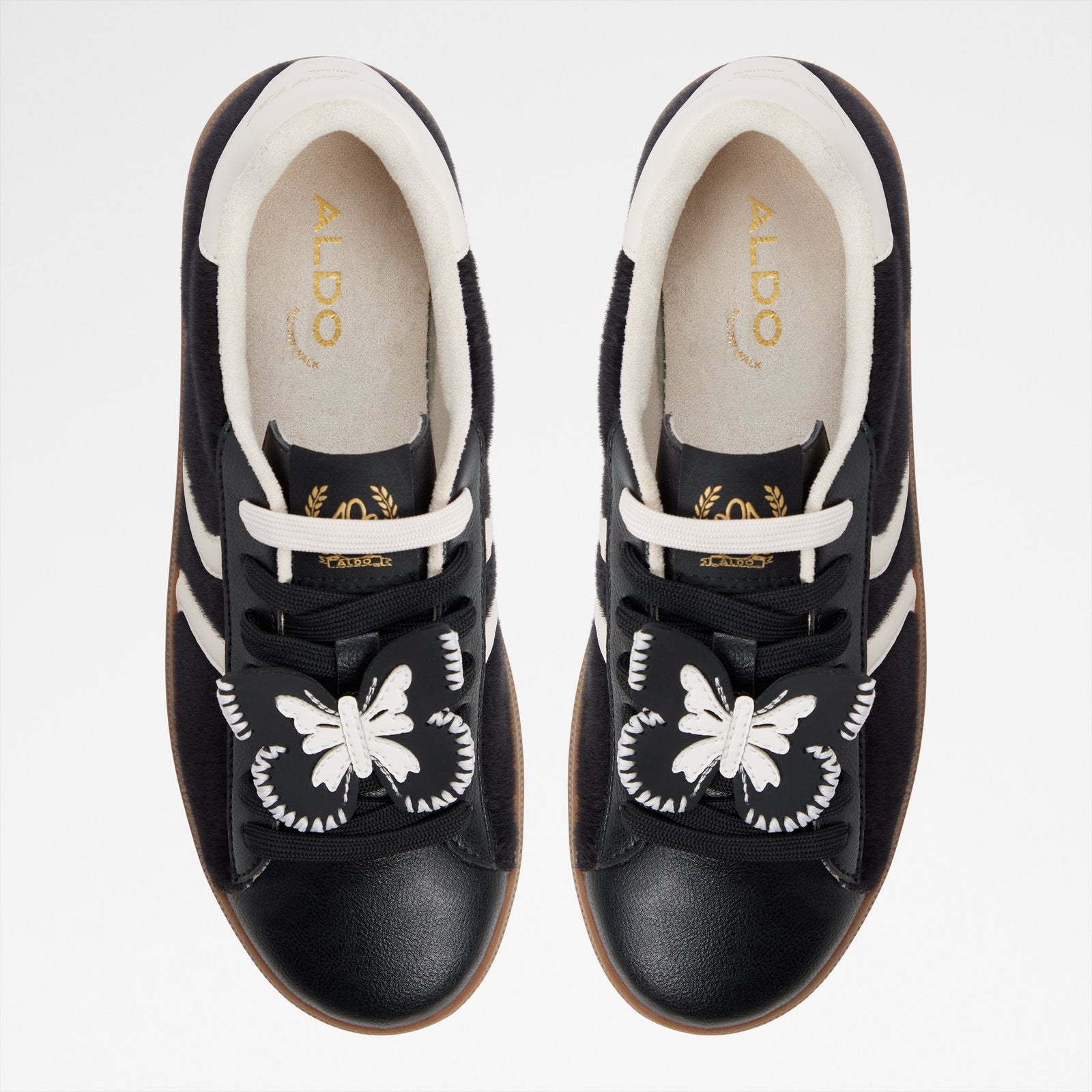 chicsneaker2_black_001-002-037_alt5_sq_nt_1600x1600