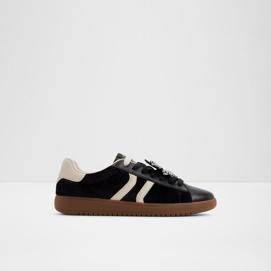 chicsneaker2_black_001-002-037_main_sq_nt_1600x1600