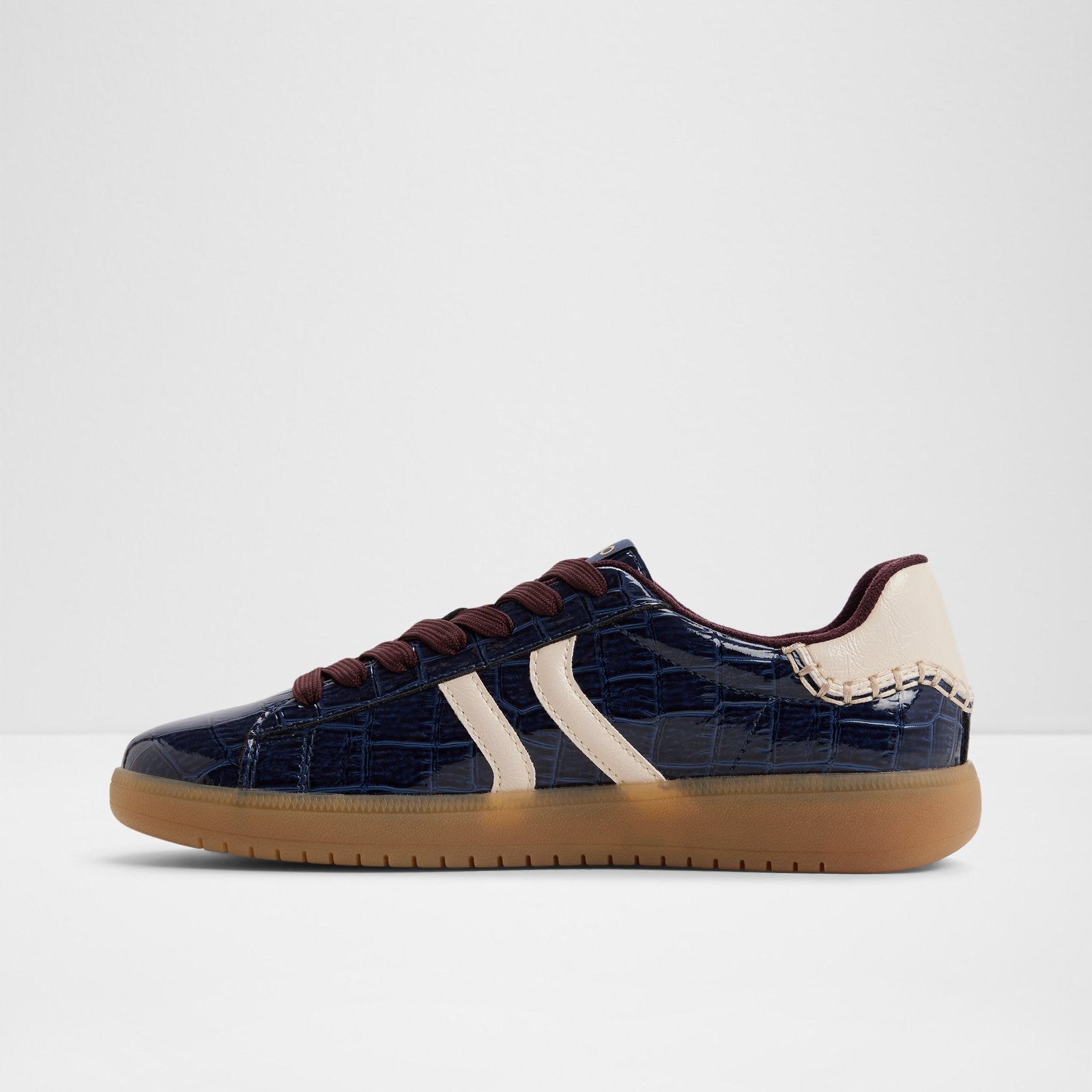 chicsneaker2_blue_410-002-004_alt2_sq_nt_1600x1600