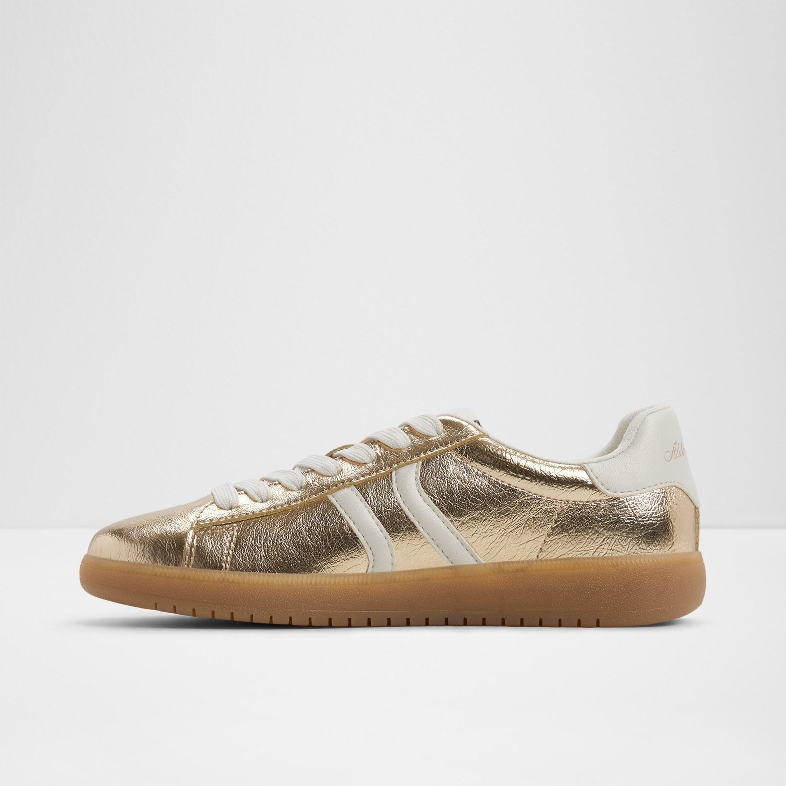 chicsneaker2_gold_710-002-043_alt2_sq_nt_1600x1600