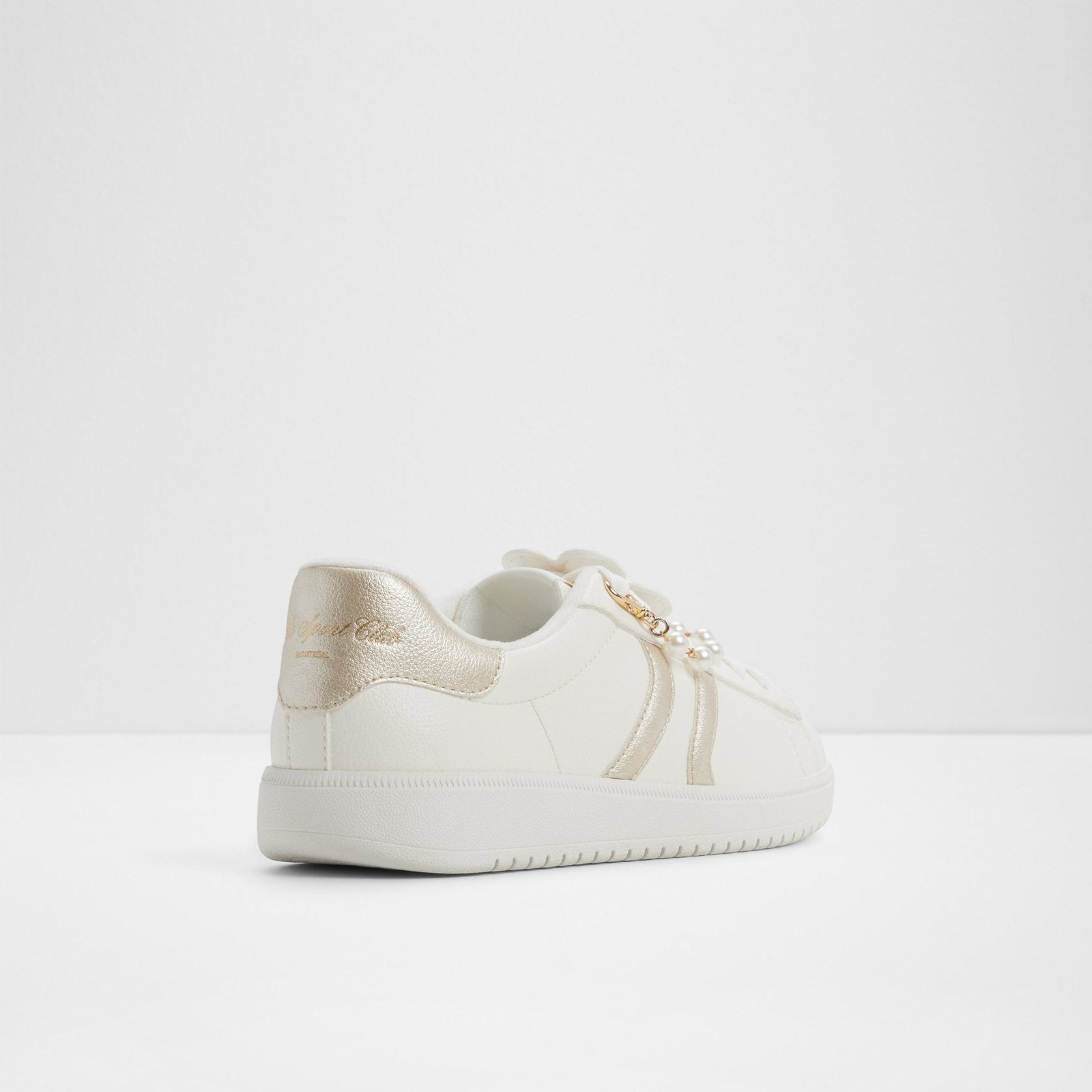 chicsneaker2_multi_172-002-043_alt1_sq_nt_1600x1600