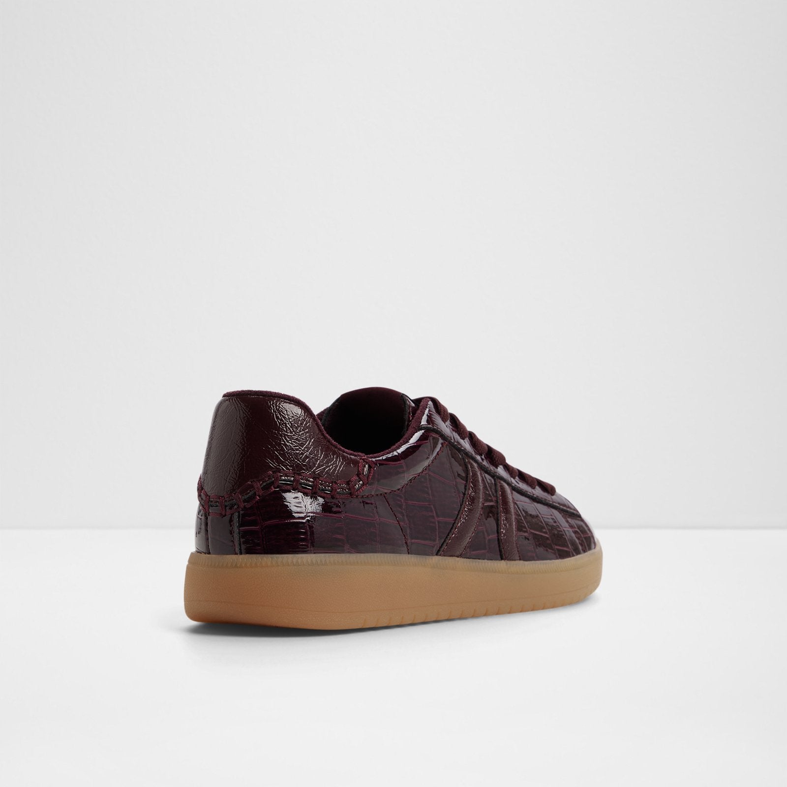 chicsneaker2_red_601-002-004_alt1_sq_nt_1600x1600