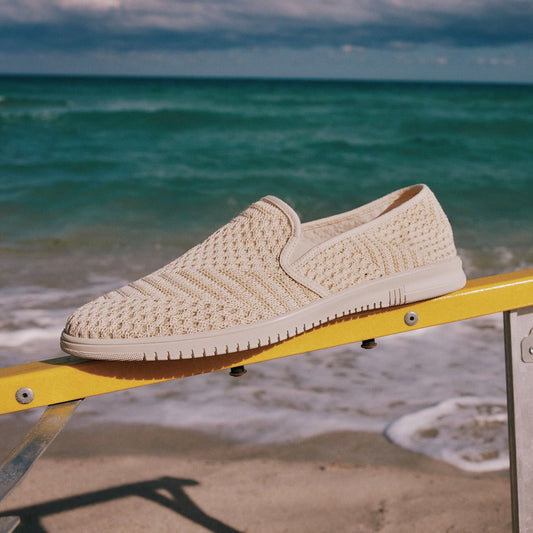 coastbreeze_brown_243-003-003_campaign-part_sq_gy_2000x2000
