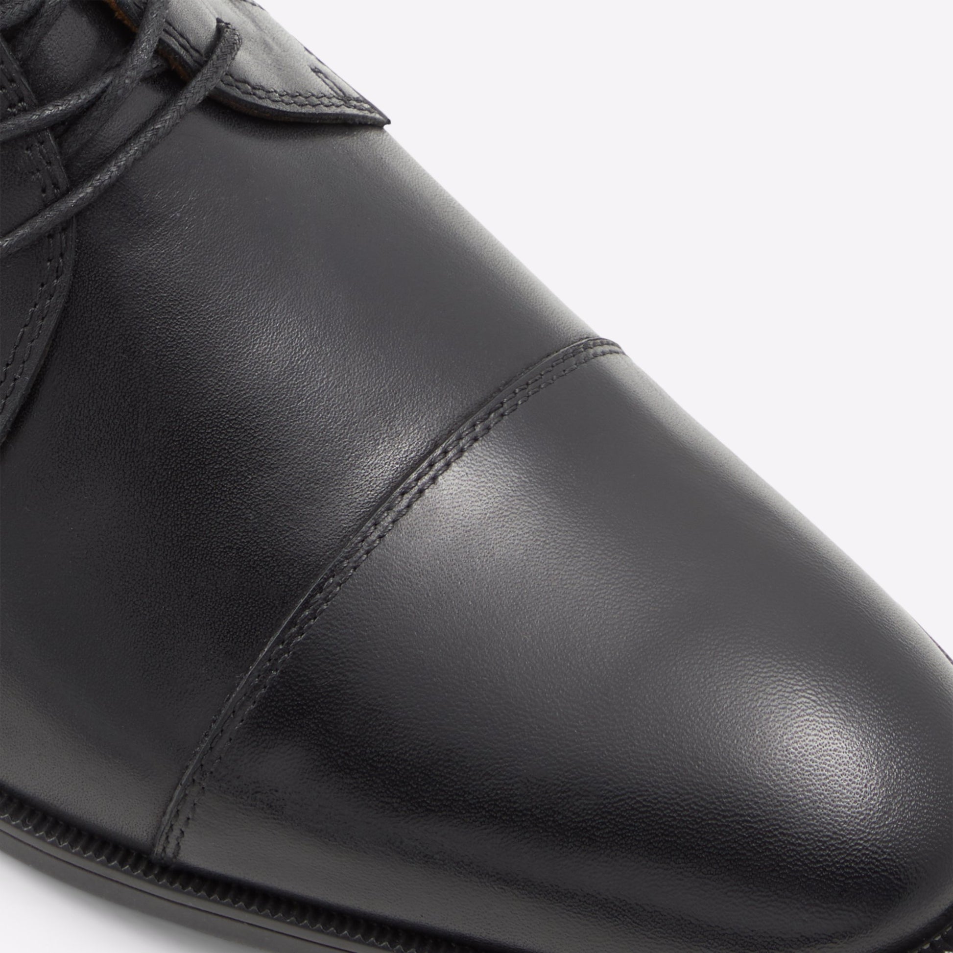 cortleyflex_black_001-001-043_detail_sq_nt_2018x2018