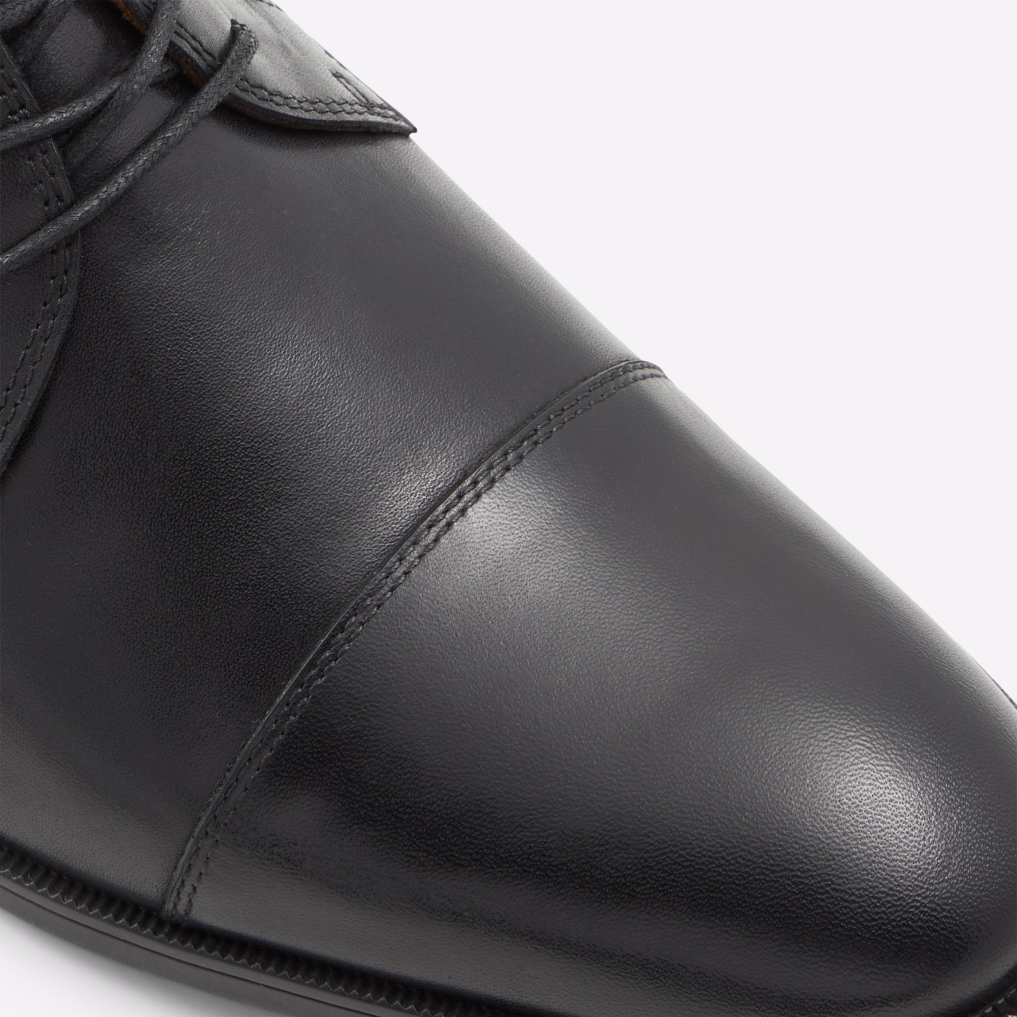 cortleyflex_black_001-001-043_detail_sq_nt_2018x2018