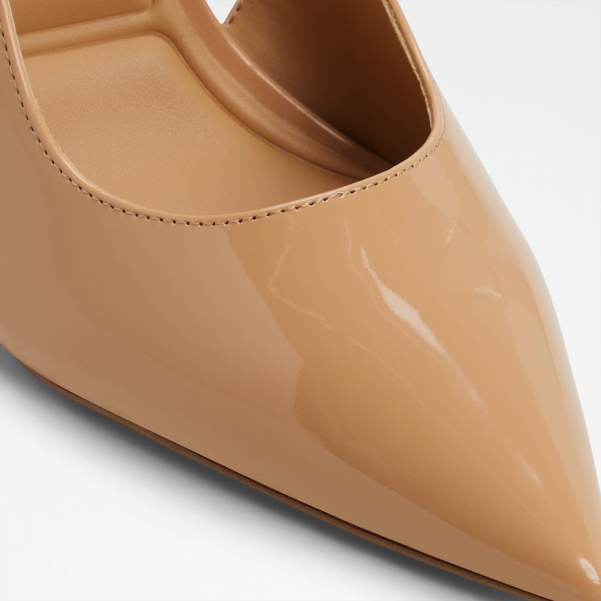 deluna_beige_271-002-066_detail_sq_nt_2018x2018