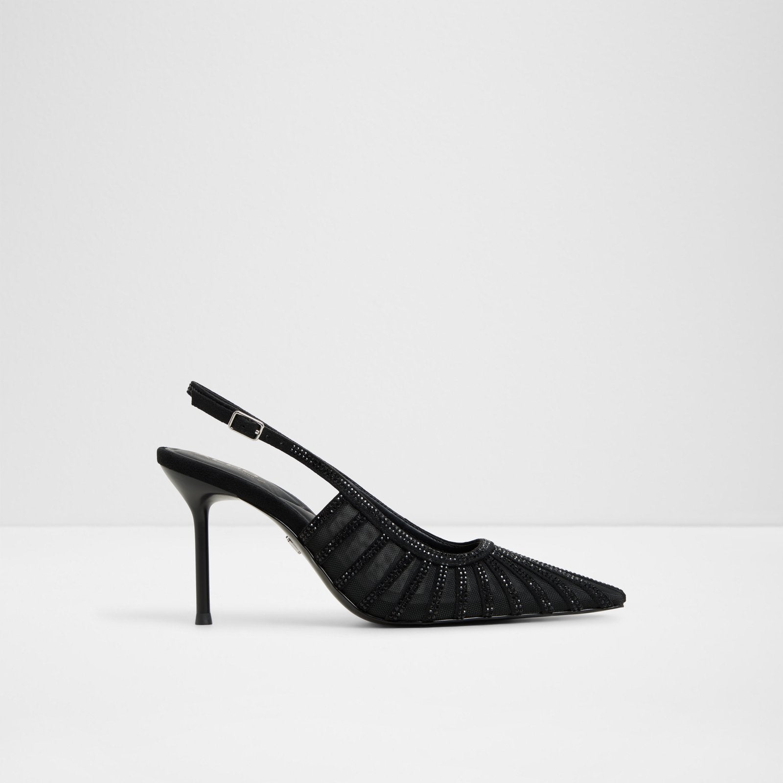 eluse_black_001-003-023_main_sq_nt_1600x1600