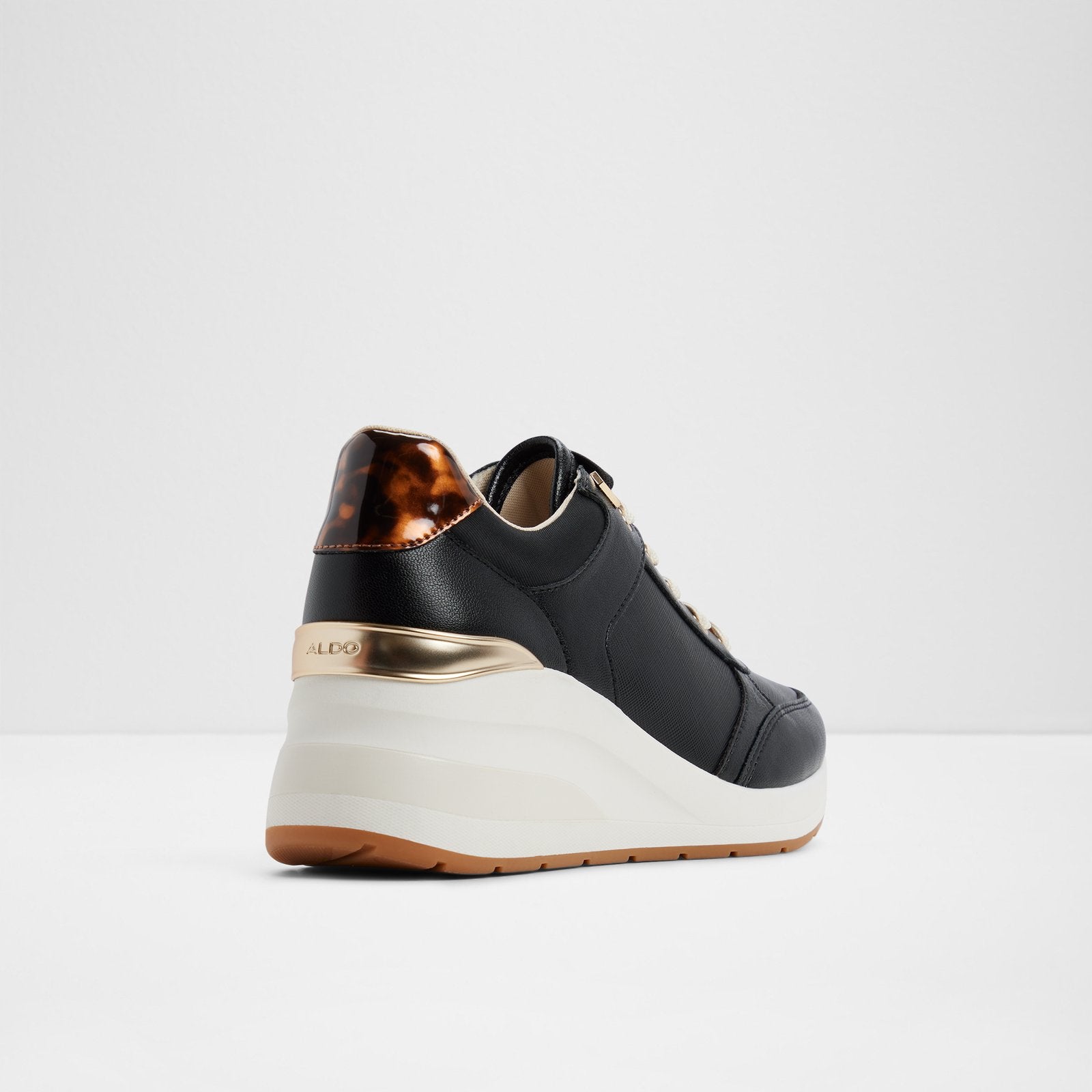 iconistep_black_004-002-043_alt1_sq_nt_1600x1600