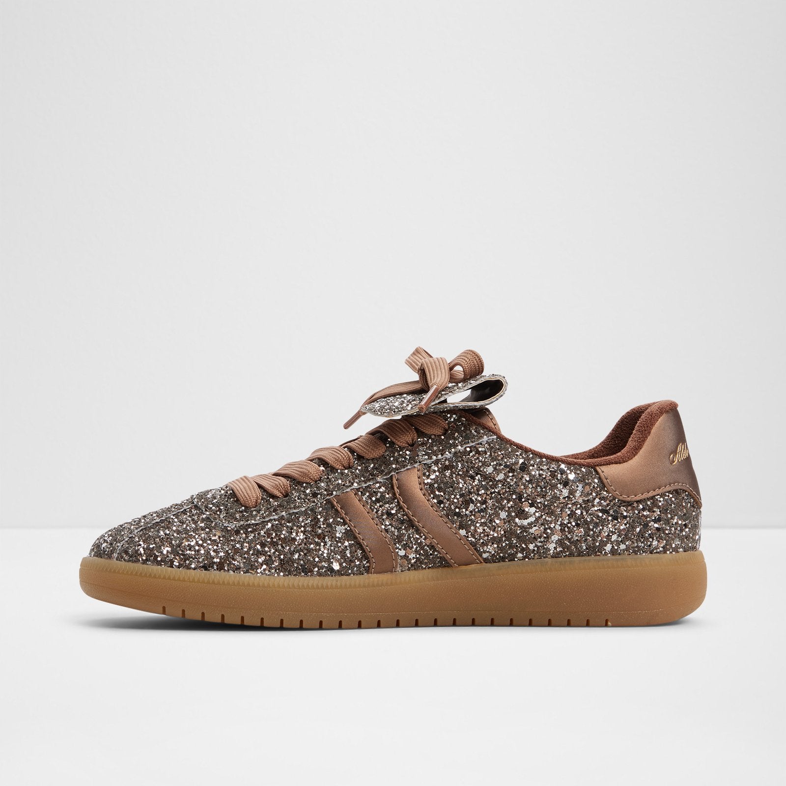 itsneaker_brown_222-002-011_alt2_sq_nt_1600x1600