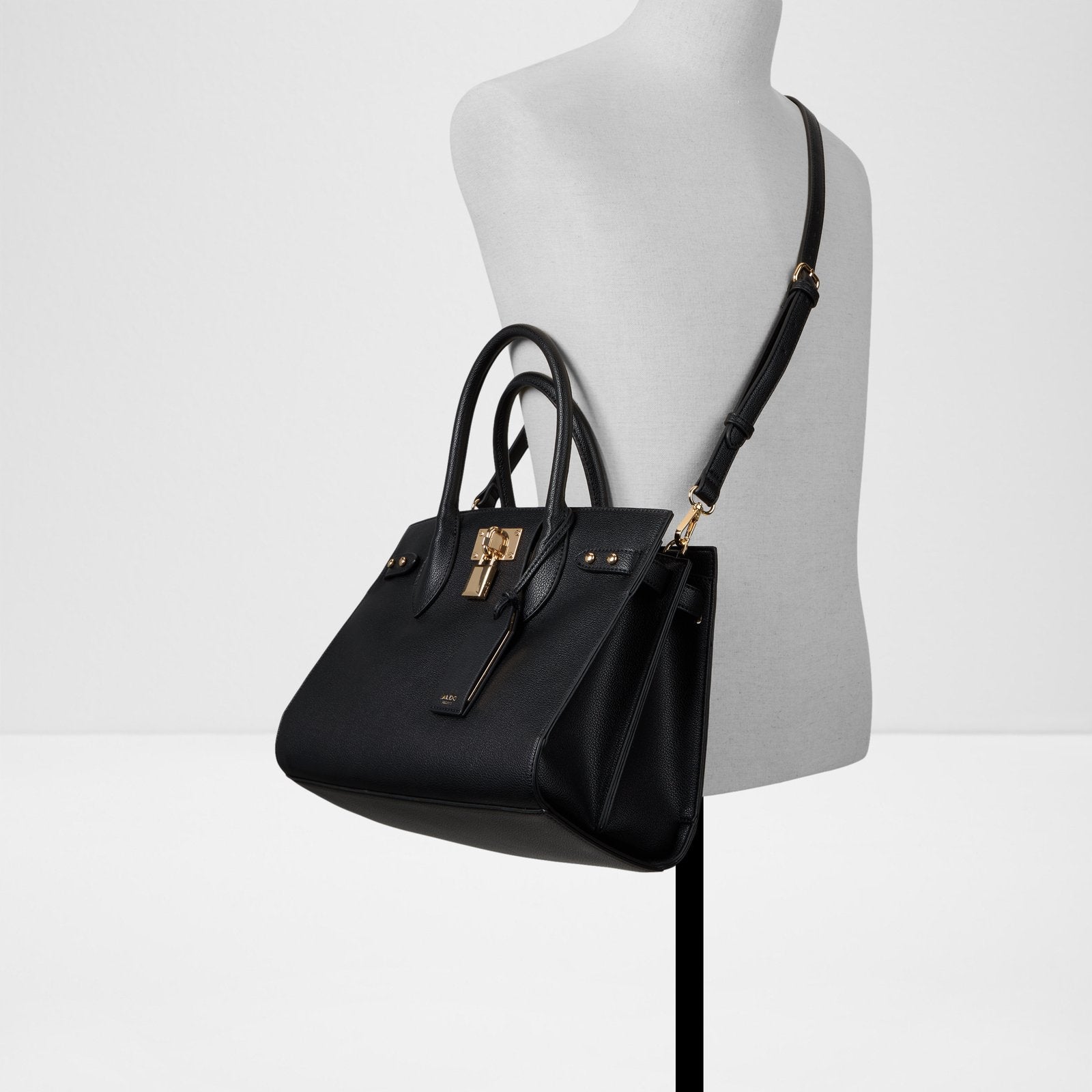 jackietote_black_001-002-029_alt3_sq_nt_1600x1600