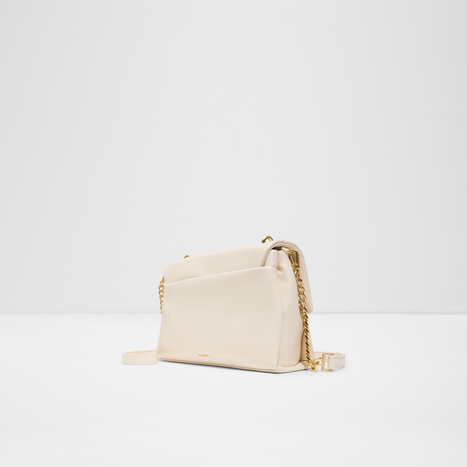 katebag_beige_168-002-029_alt1_sq_nt_1600x1600