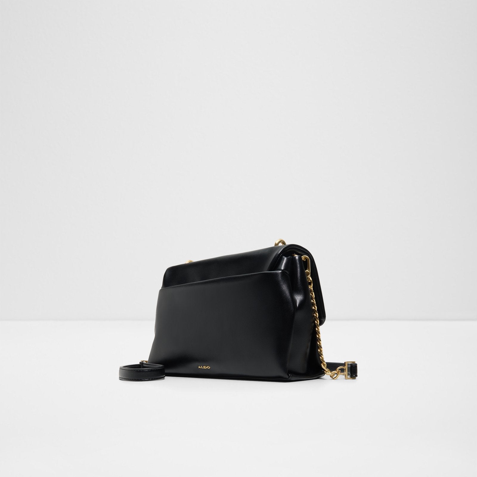 katebag_black_006-002-029_alt1_sq_nt_1600x1600