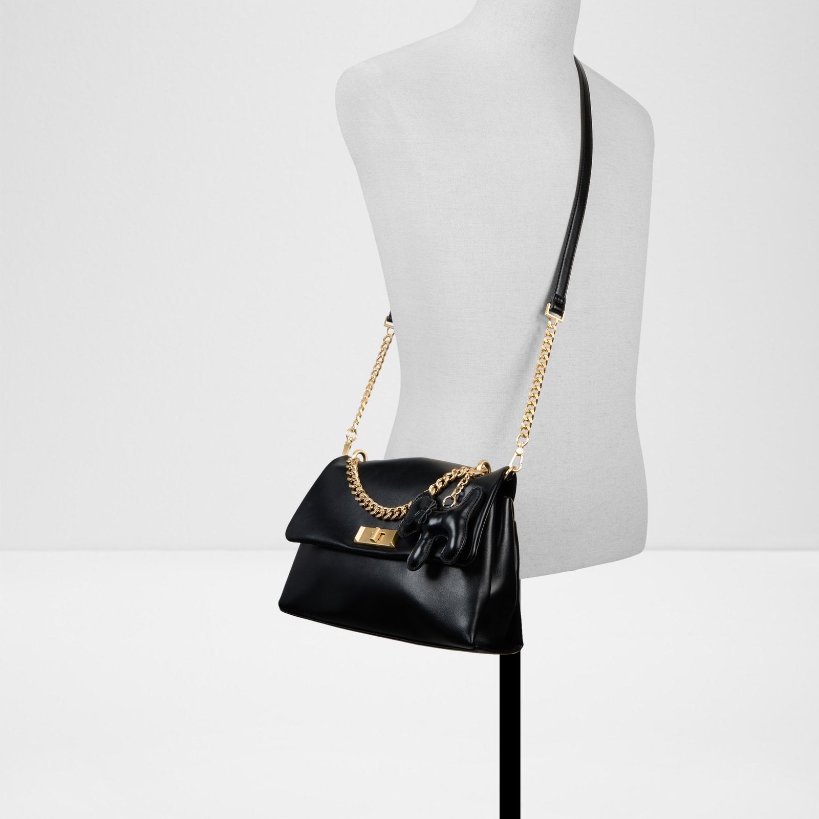 katebag_black_006-002-029_alt3_sq_nt_1600x1600