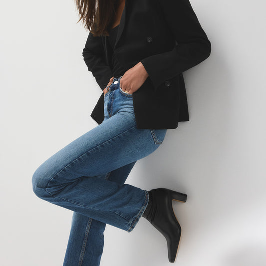 kayia_black_001-002-043_look-full_sq_gy_2000x2000