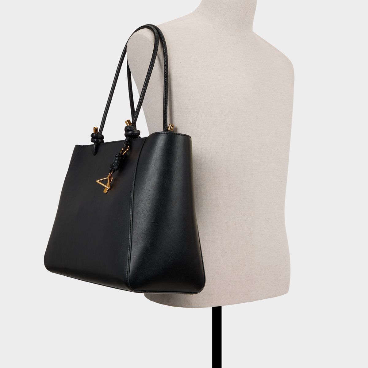 lilytote_black_006-002-029_alt3_sq_gy_1200x1200