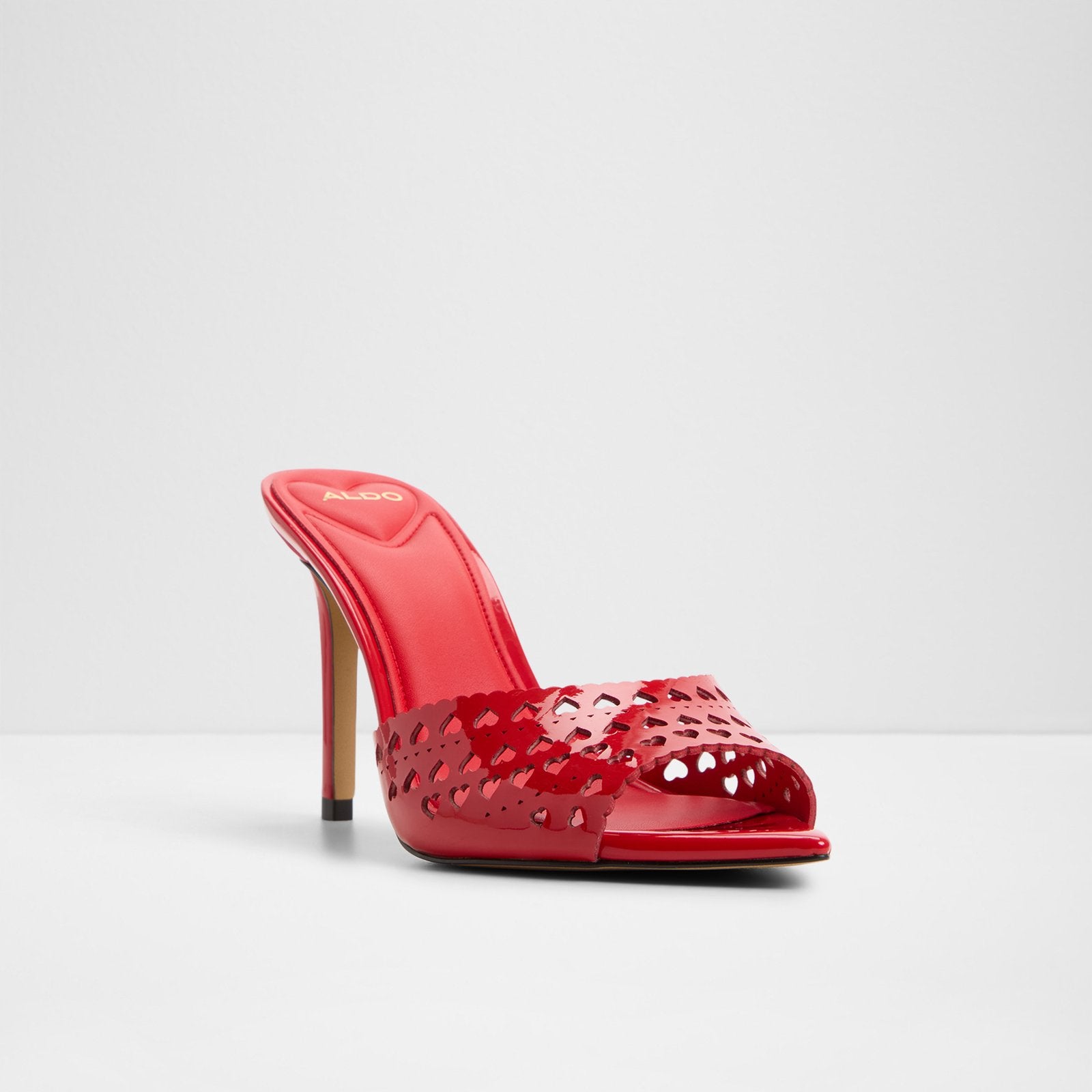 lovemule_red_610-002-019_alt3_sq_nt_1600x1600