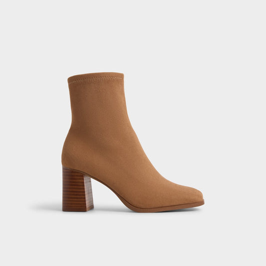 marlo_brown_210-003-027_main_sq_gy_1200x1200