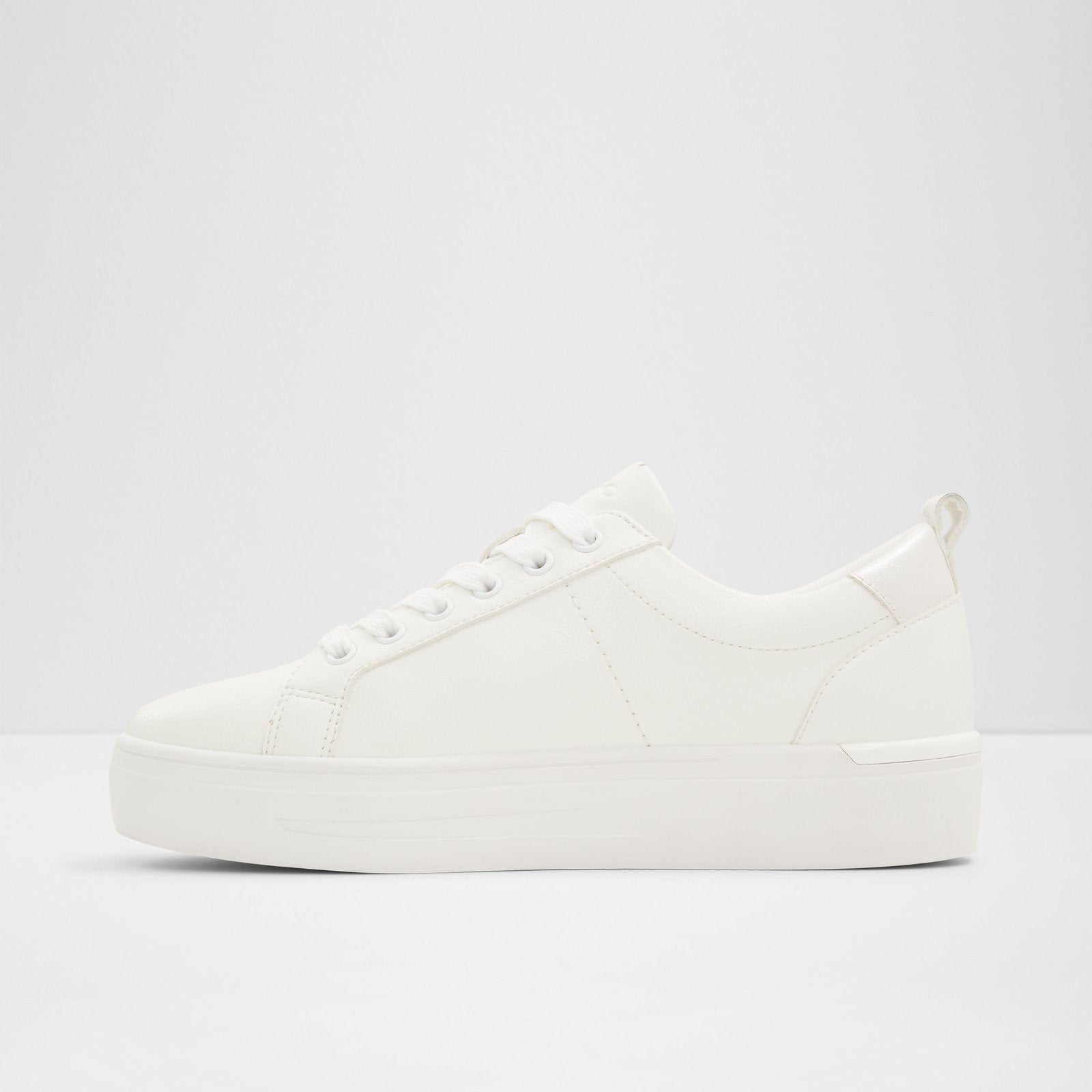meadow_white_110-002-029_alt2_sq_nt_1600x1600