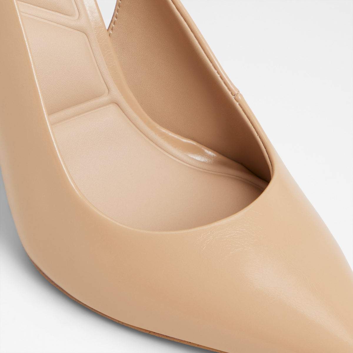 mesarthim_beige_260-002-042_detail_sq_nt_2018x2018