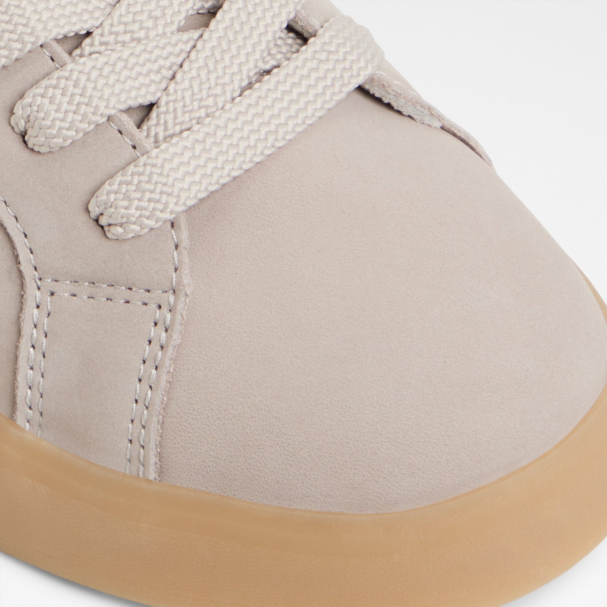 mtl72sneaker-l_grey_050-001-031_detail_sq_nt_2018x2018