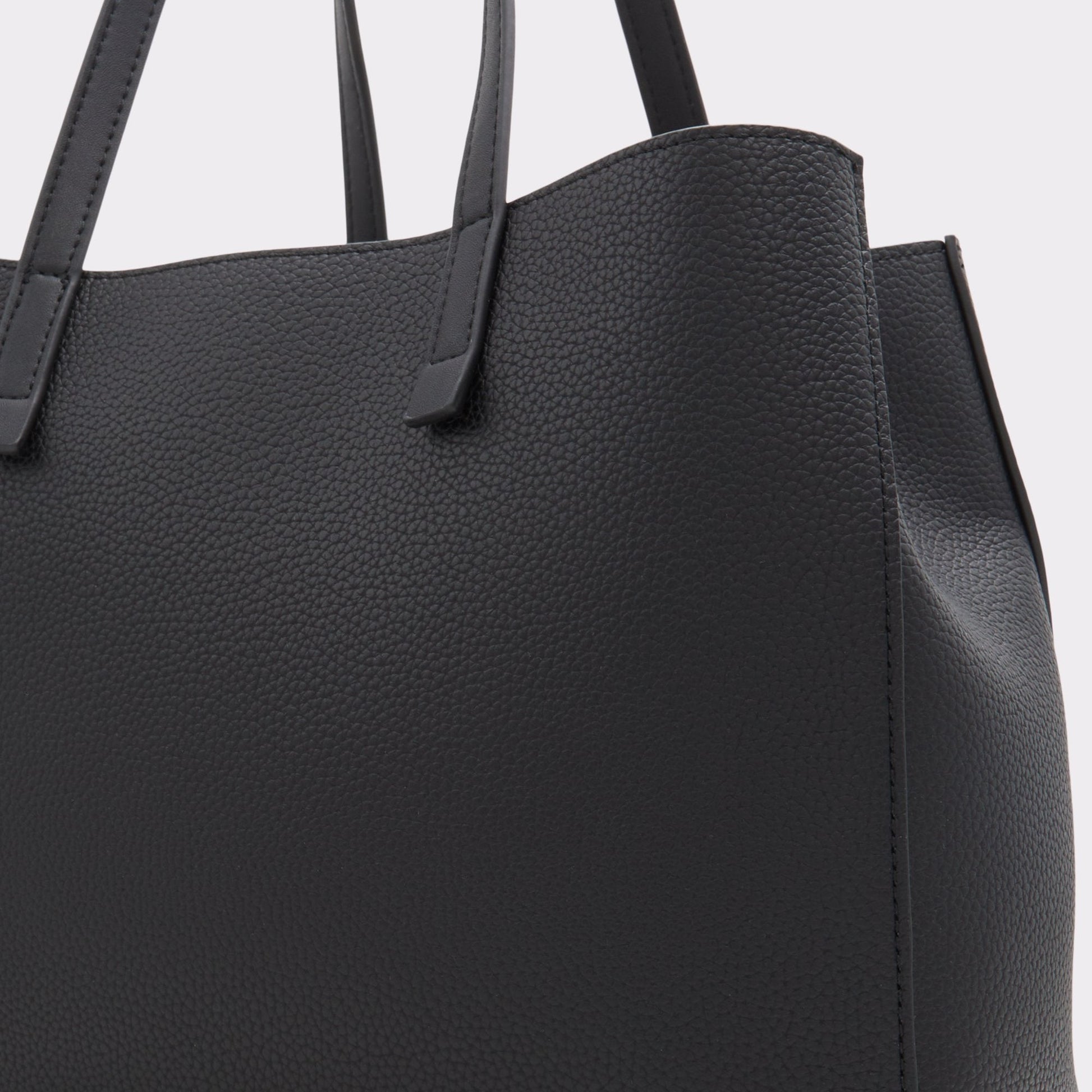 product_13723478_wilmer_black_001-002-034_detail_sq_gy