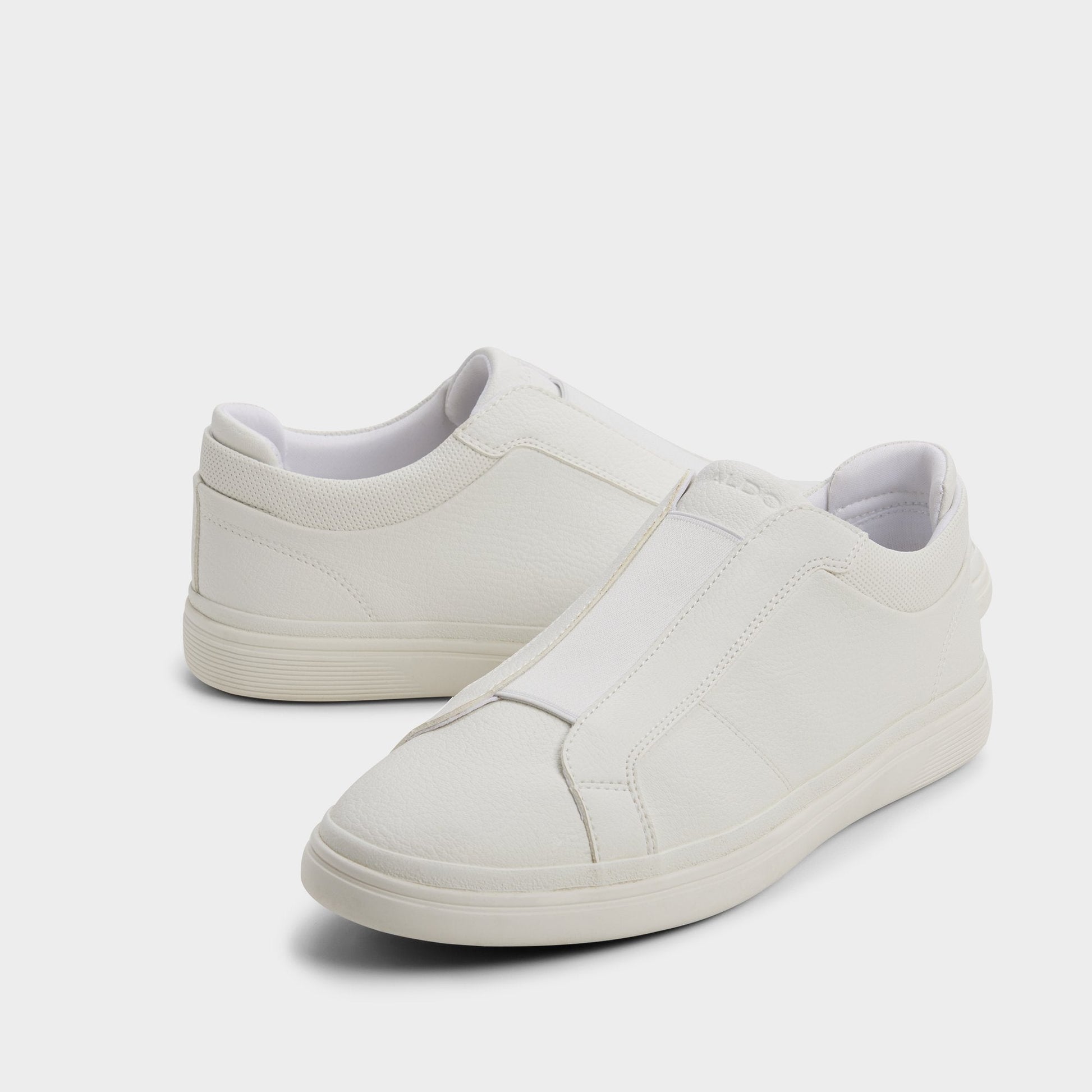 product_13812557_aros_white_100-002-043_spotlight_sq_gy