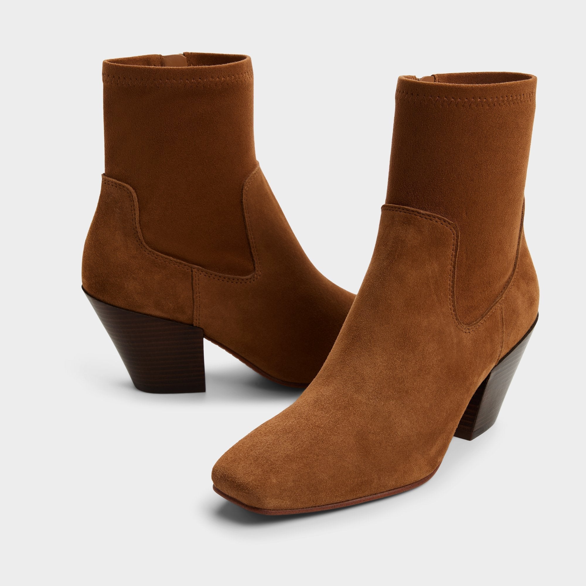 product_14058708_adwaodith_brown_201-001-046_spotlight_sq_gy