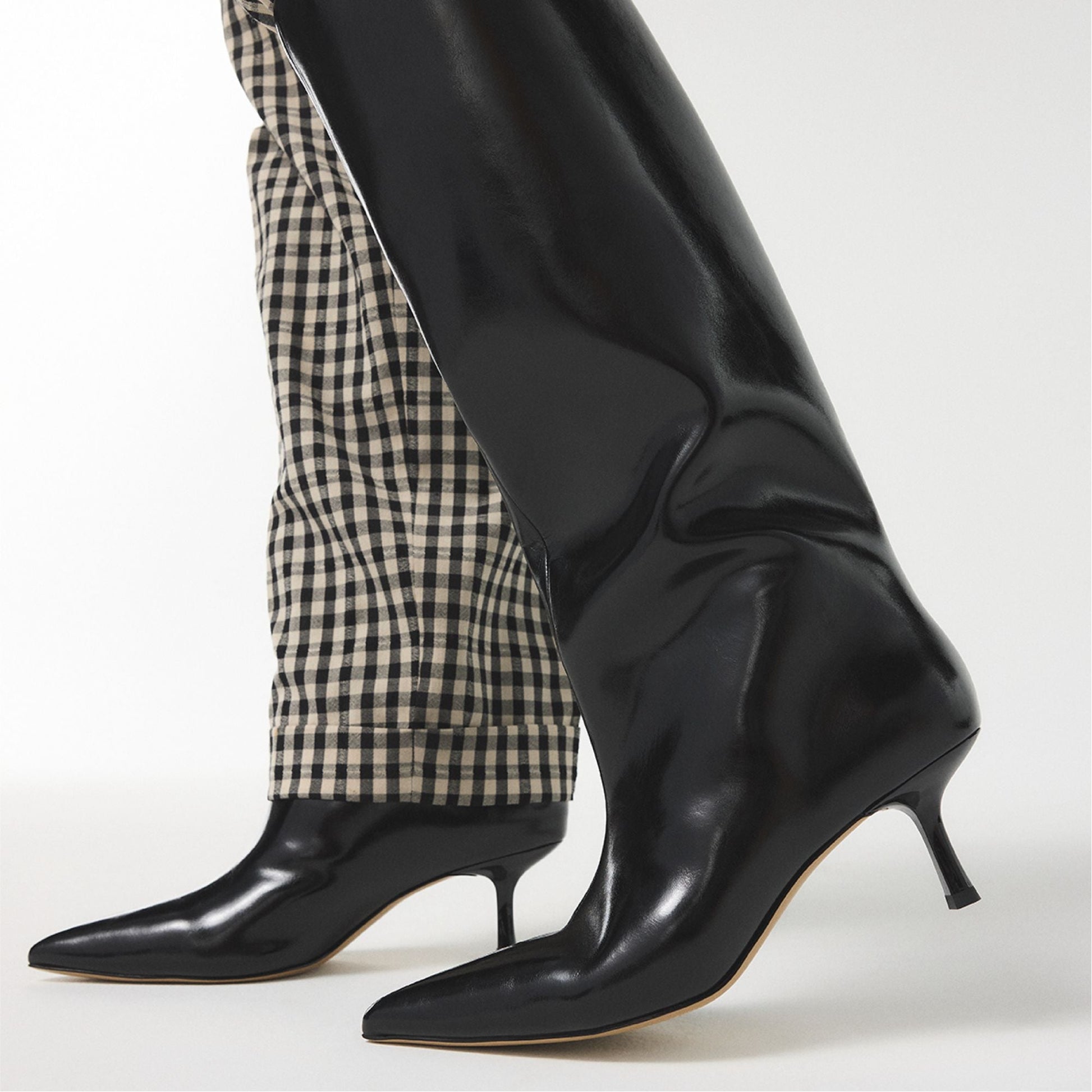 product_14118319_selora_black_001-002-042_look-part_sq_gy