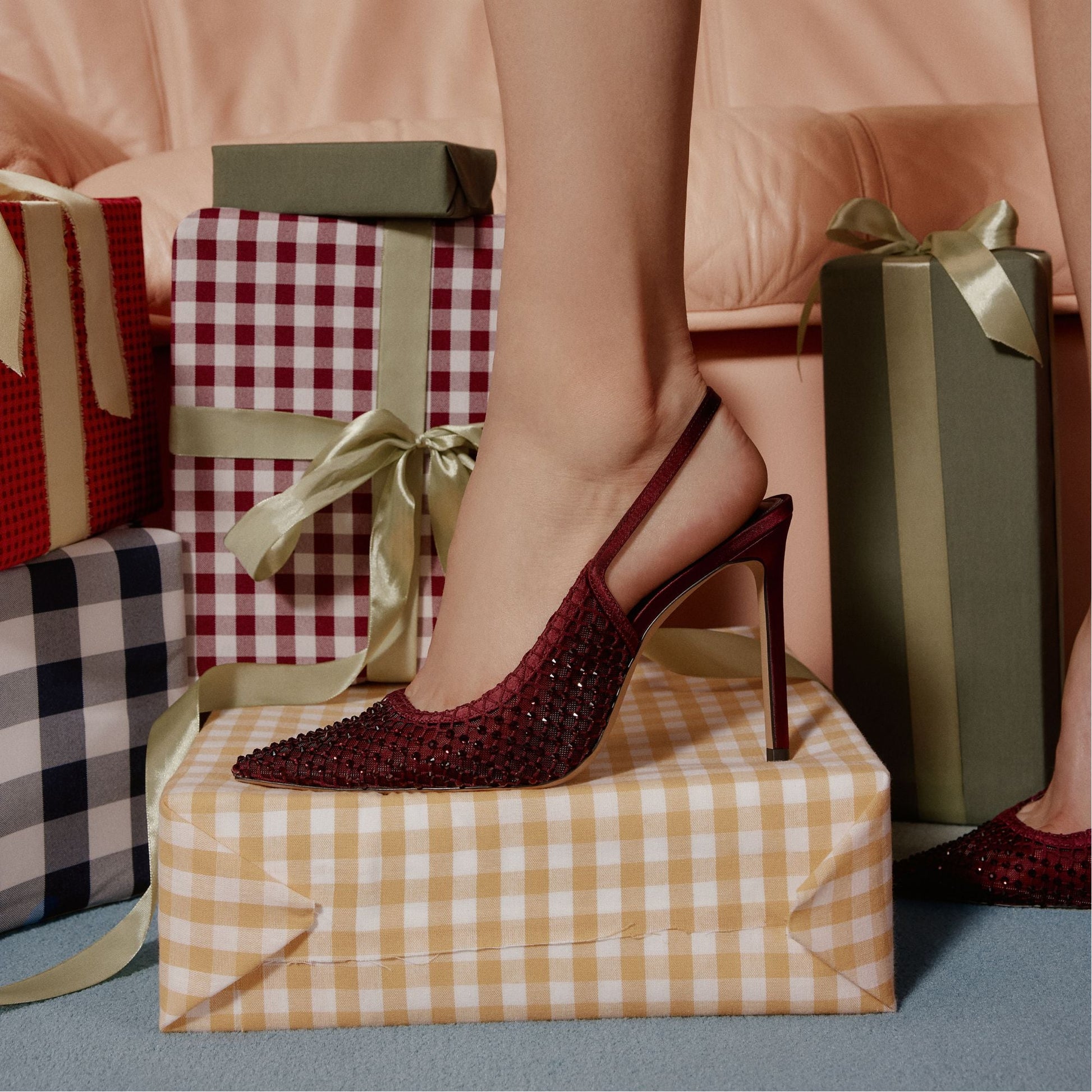 product_14151905_marciana_red_668-003-023_campaign-part_sq_gy