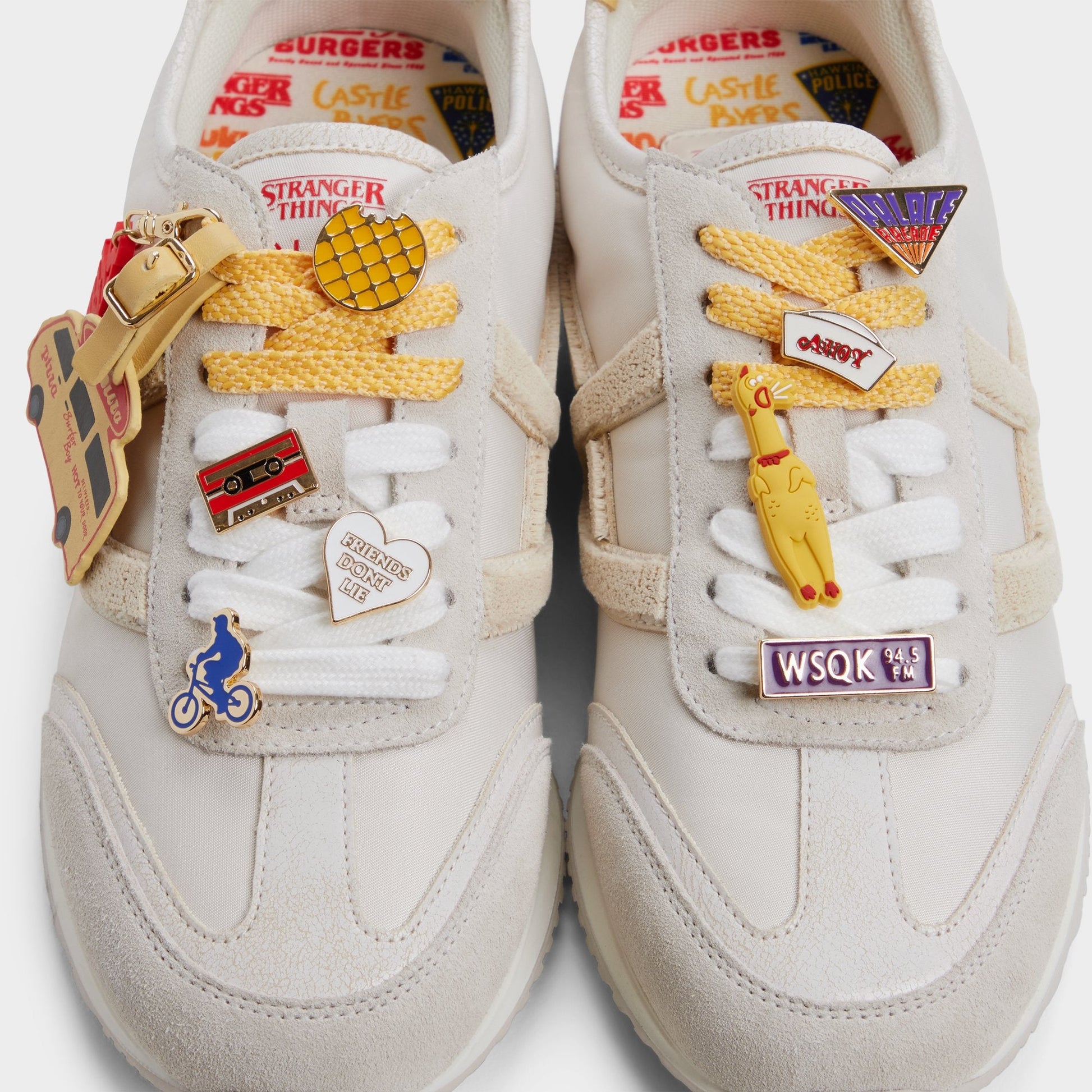 product_14157266_pineapplepizza_white_100-003-029_spotlight_sq_gy