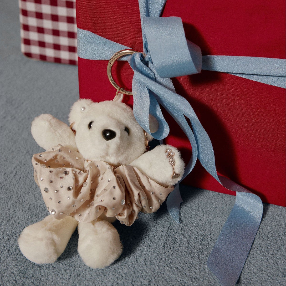 product_14161207_bubbless_white_102_campaign-part_sq_gy