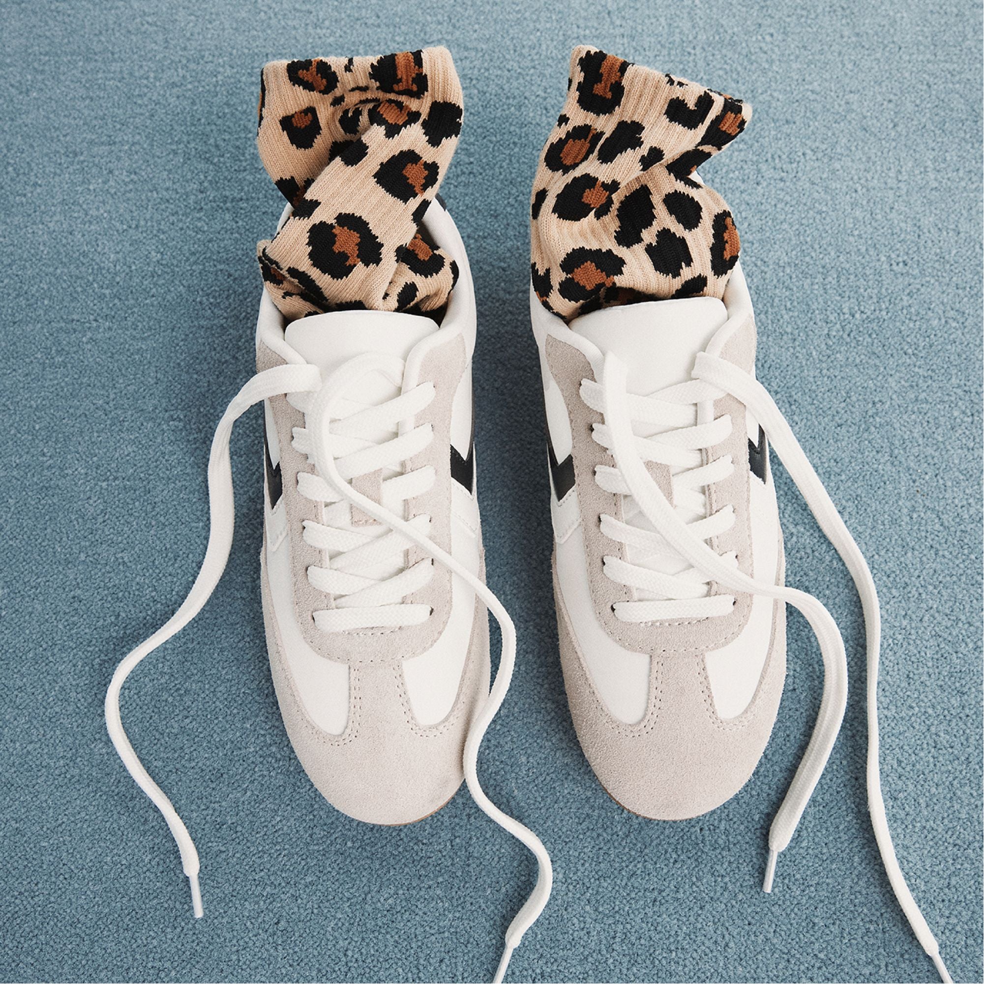 product_14163392_coolchic_white_180-001-046_look-part_sq_nt
