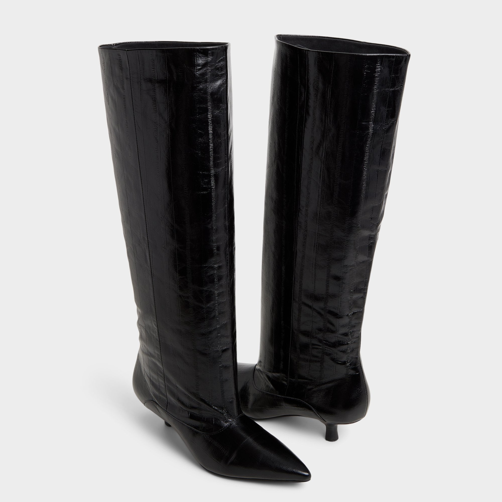 product_14166963_everose_black_001-001-042_spotlight_sq_gy