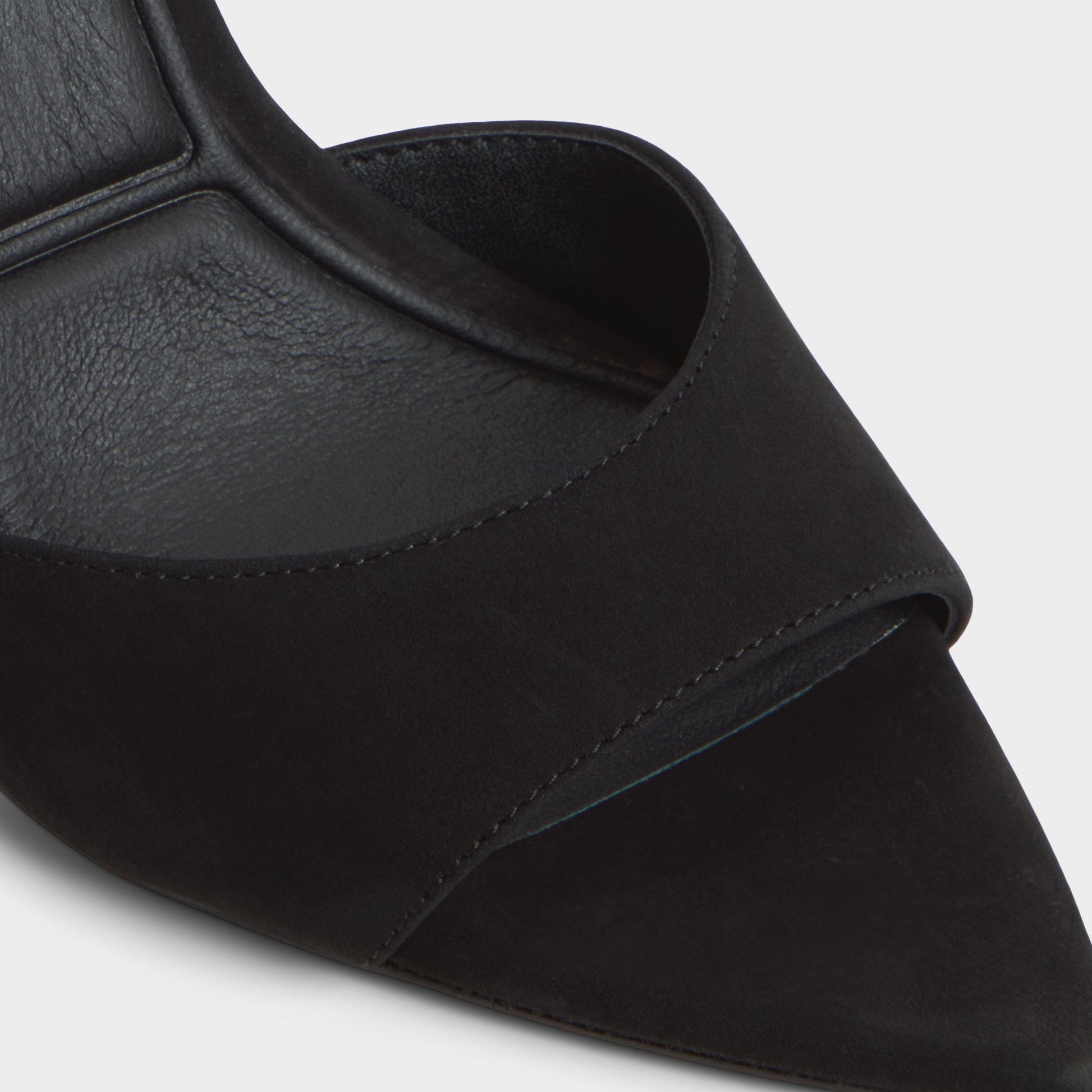 product_14190470_medeza_black_001-001-031_detail_sq_gy