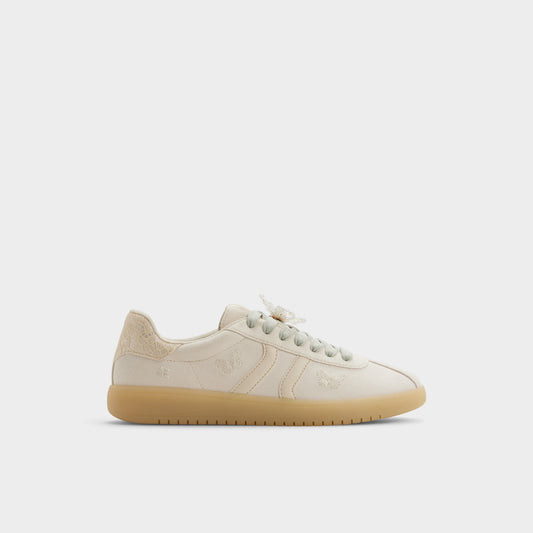 product_14296275_chicsneaker_white_110-003-027_main_sq_gy