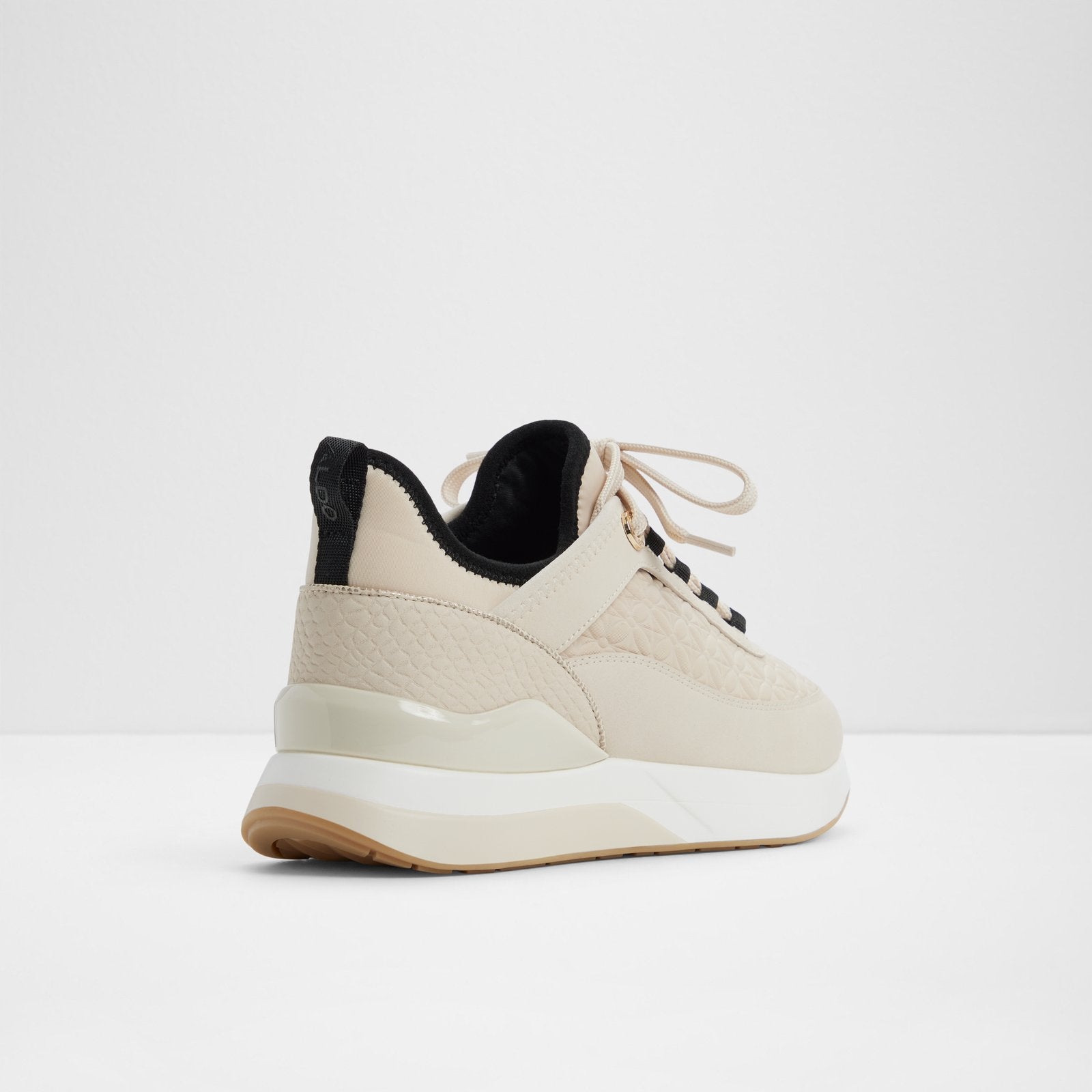 quiltyn_white_165-002-029_alt1_sq_nt_1600x1600
