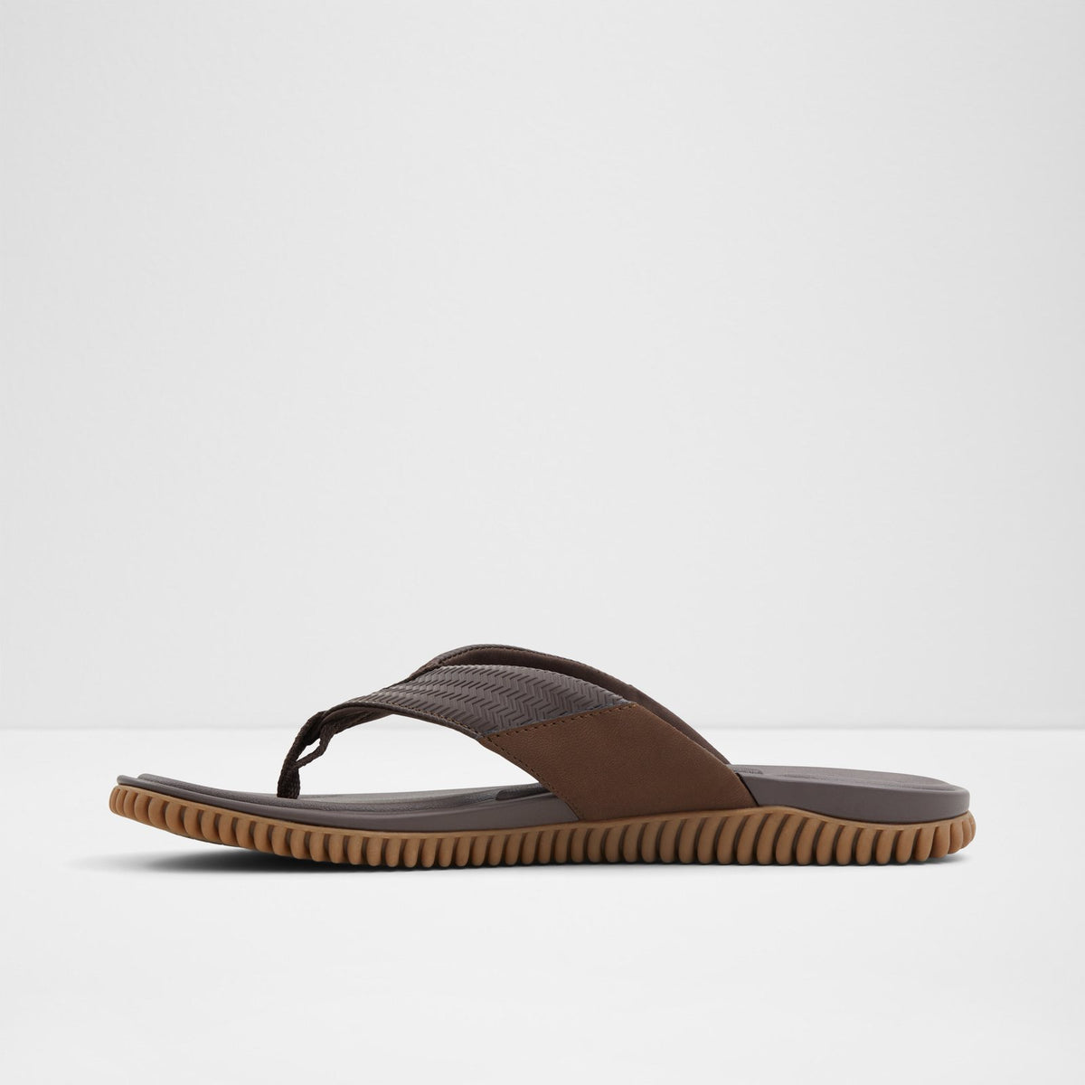 riptide_brown_240-002-008_alt2_sq_nt_1600x1600