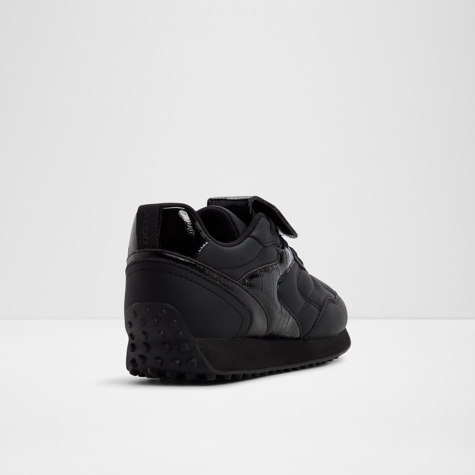 siyara_black_001-002-043_alt1_sq_nt_1600x1600