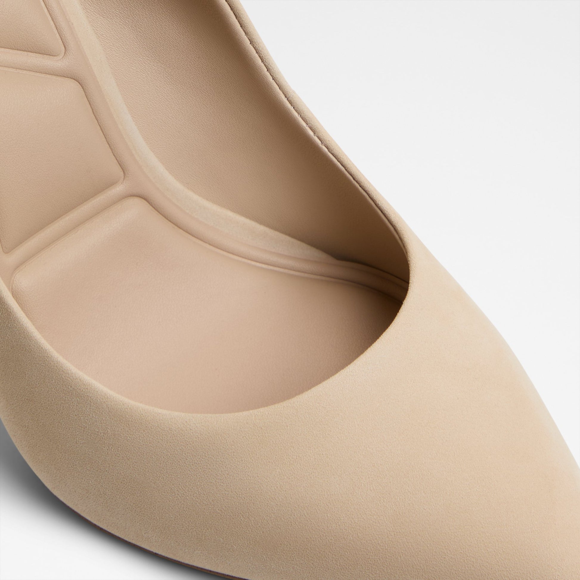 stessy2.0_beige_260-001-031_detail_sq_nt_2018x2018