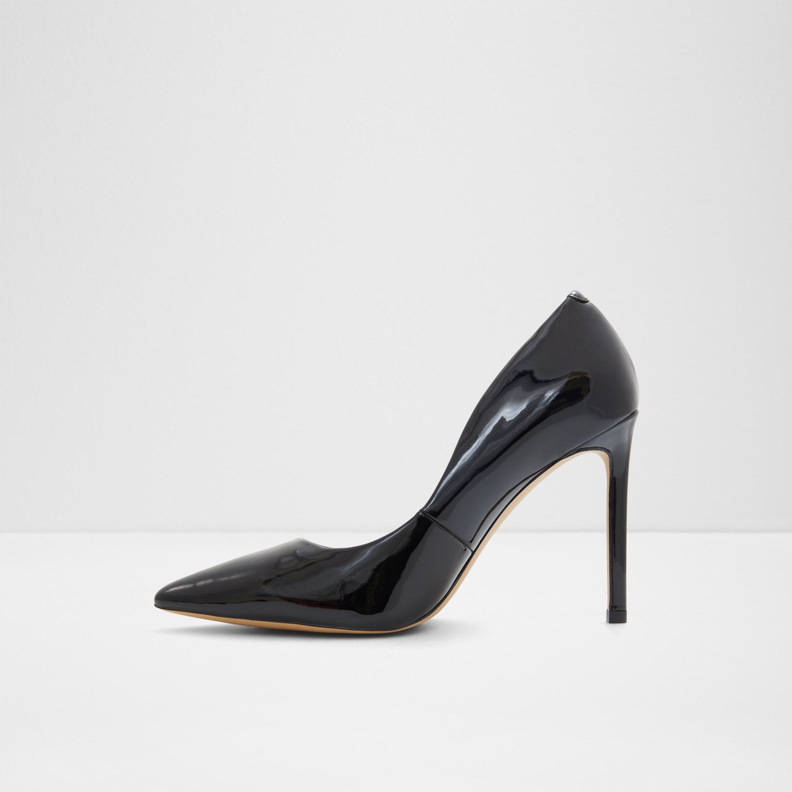 stessy2.0_black_001-002-033_alt2_sq_nt_1600x1600