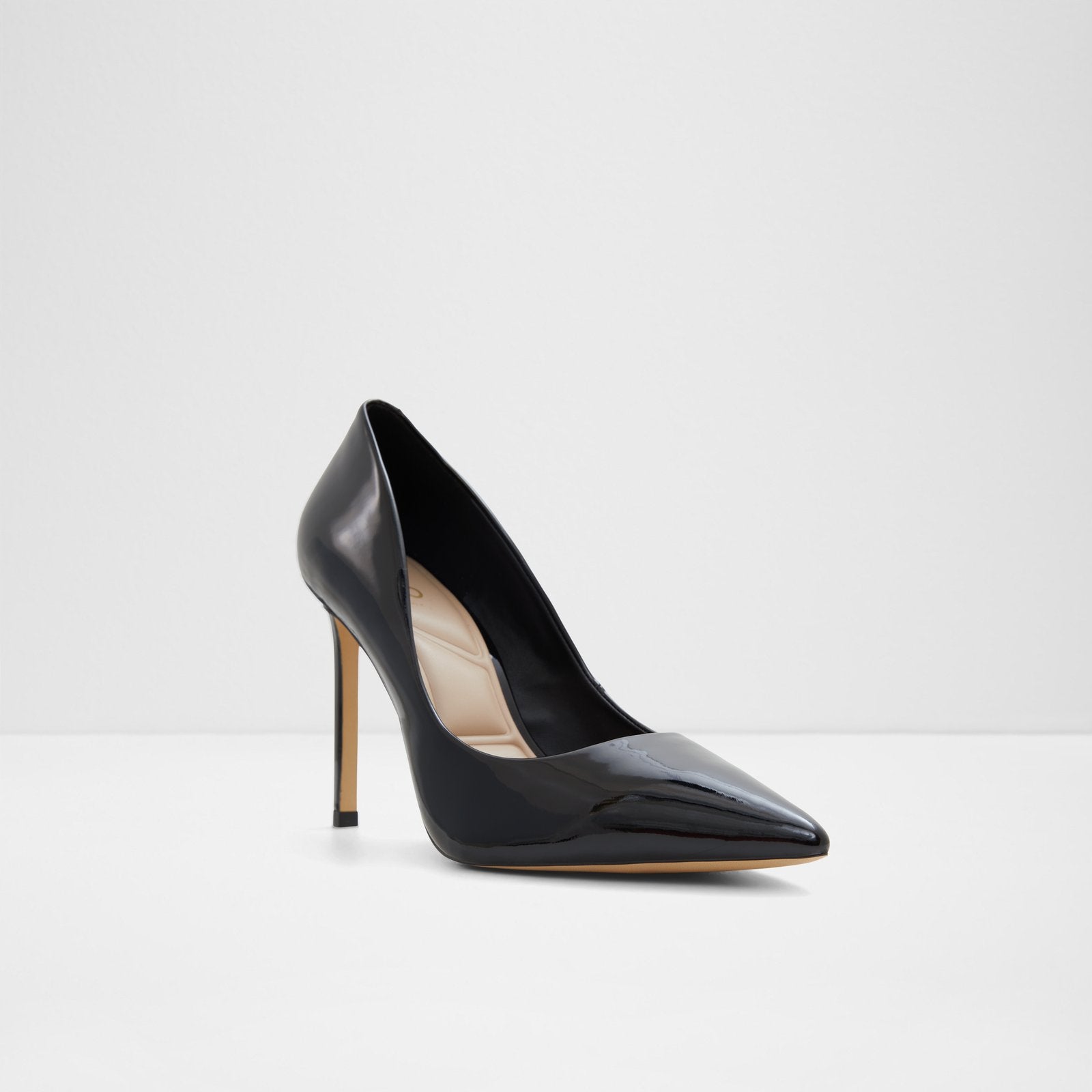 stessy2.0_black_001-002-033_alt3_sq_nt_1600x1600