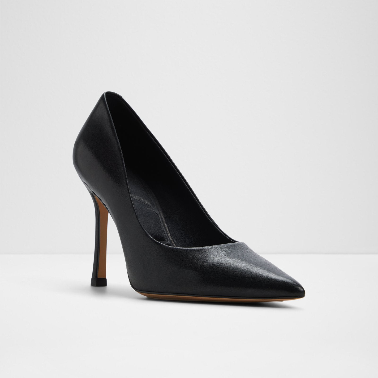 stessy3.0_black_001-001-043_alt3_sq_nt_1600x1600