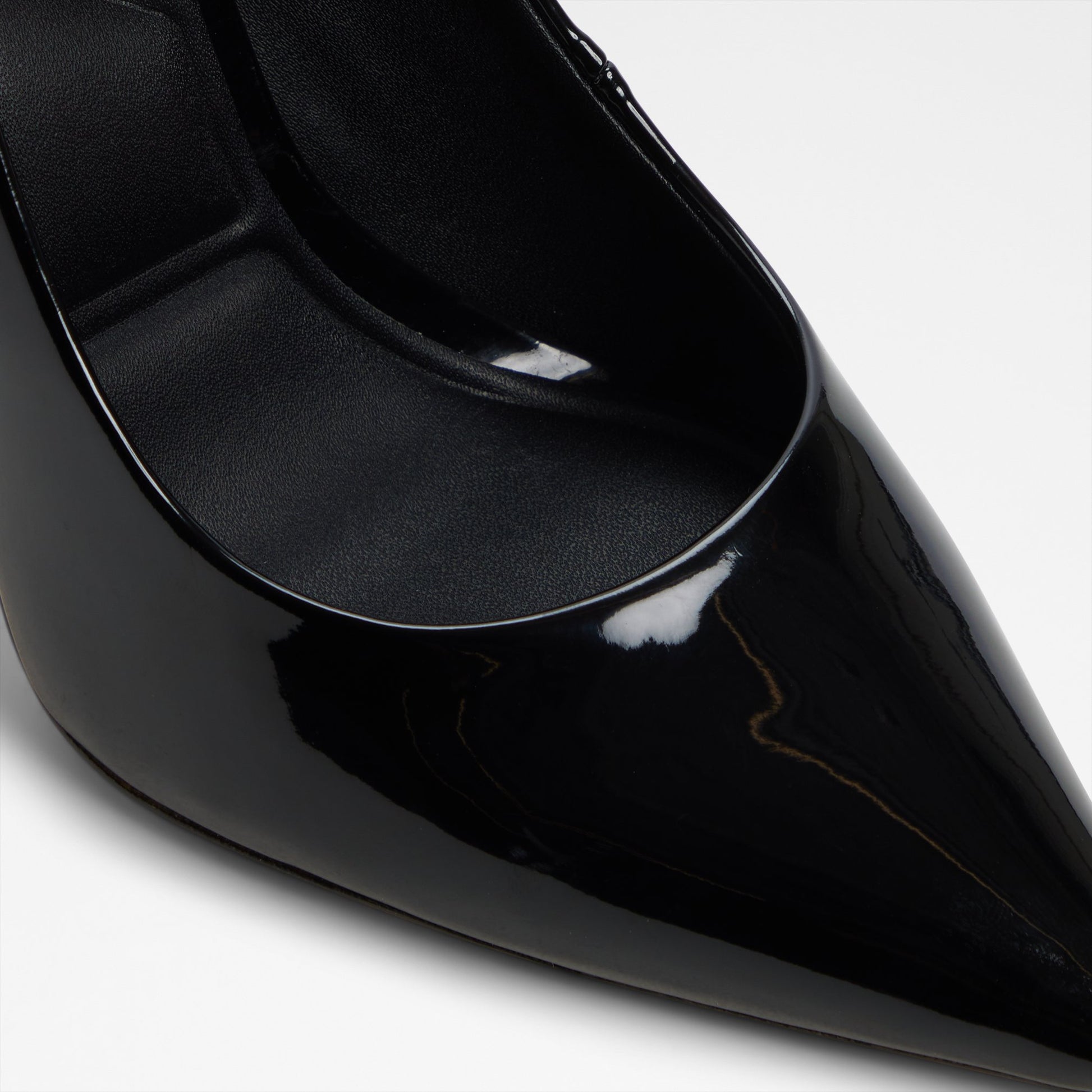 stessy3.0_black_007-002-033_detail_sq_nt_2018x2018