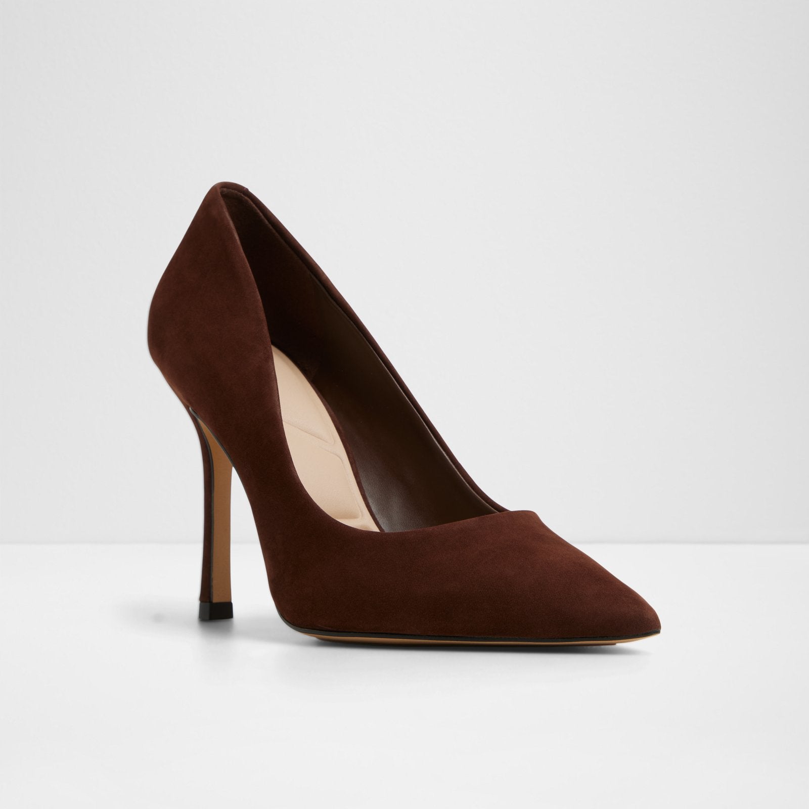 stessy3.0_brown_201-001-046_alt3_sq_nt_1600x1600