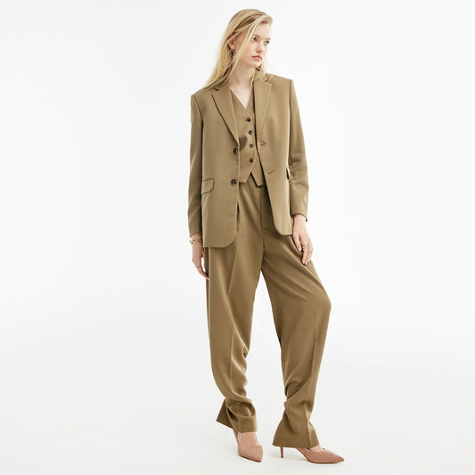 stessylow_beige_261-001-046_look-full_sq_nt_2000x2000